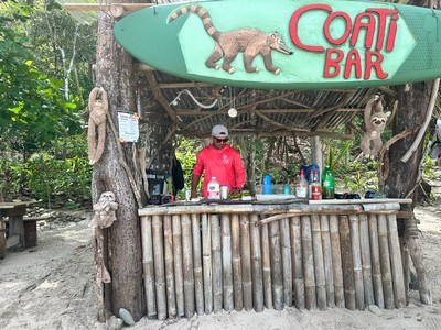 Open Bar Jaco